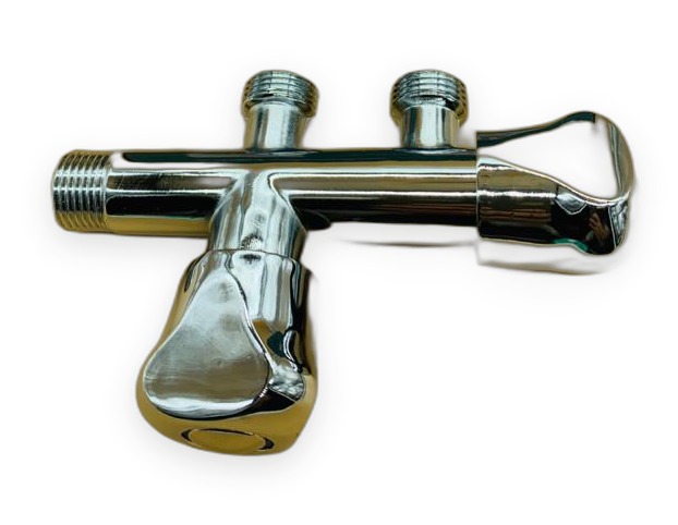 Brass Angle Valve F1/2" x F1/2" with Black Quarter-Turn Handle